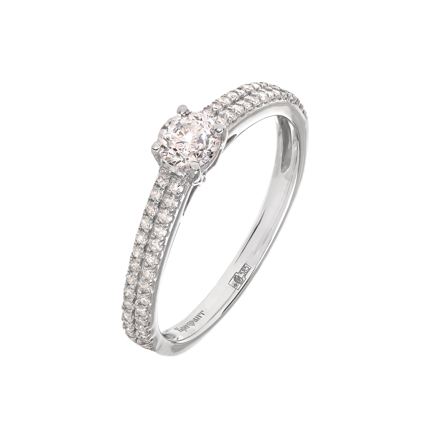 Роскошное кольцо в белом золоте с бриллиантами от магазина LunaLu