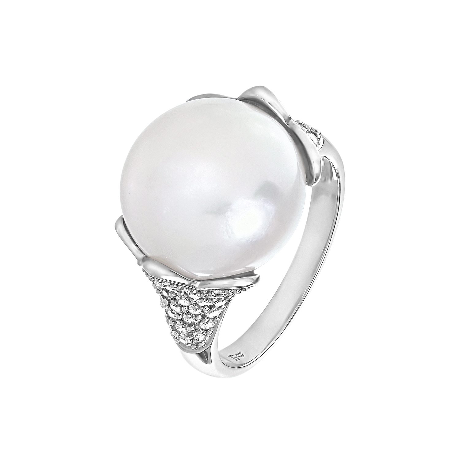 Кольцо с жемчужиной и бриллиантами в белом золоте от магазина LunaLu